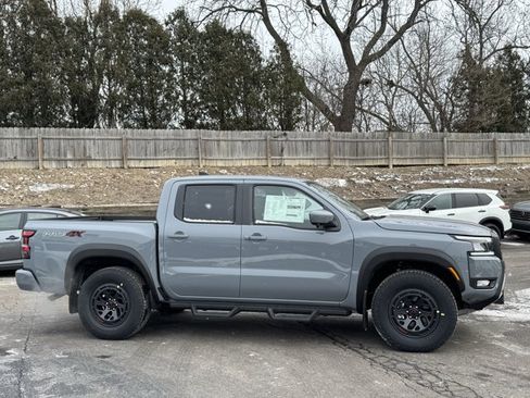 New 2026 Nissan Frontier PRO-4X w/ Pro-4x Convenience Package AWD/4WD image 4