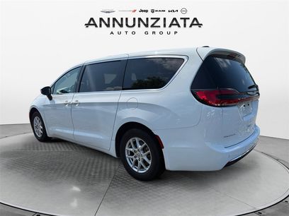 Certified 2023 Chrysler Pacifica Touring-L