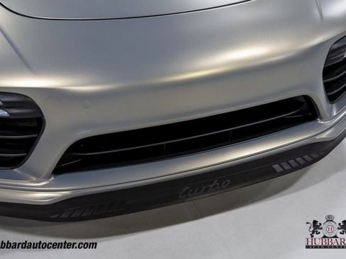Used 2018 Porsche 911 4 Coupe AWD/4WD image 32
