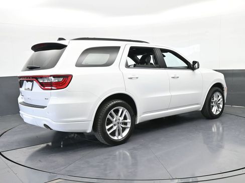 Used 2023 Dodge Durango GT image 6