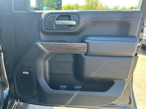 Used 2023 Chevrolet Silverado 3500 High Country w/ Z71 Off-Road Package AWD/4WD image 16