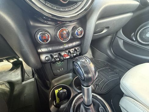 Used 2015 MINI Cooper S image 24
