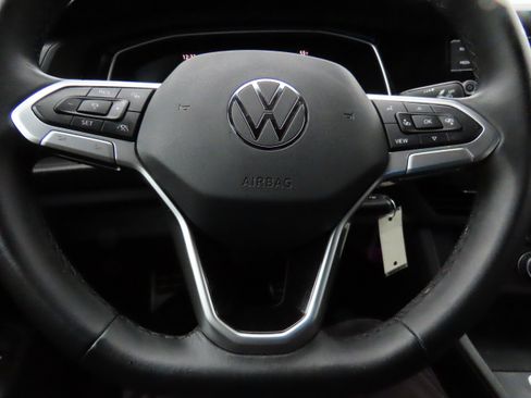 Used 2024 Volkswagen Jetta Sport image 11