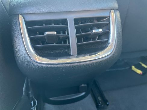 Used 2024 Chevrolet Malibu LT image 23