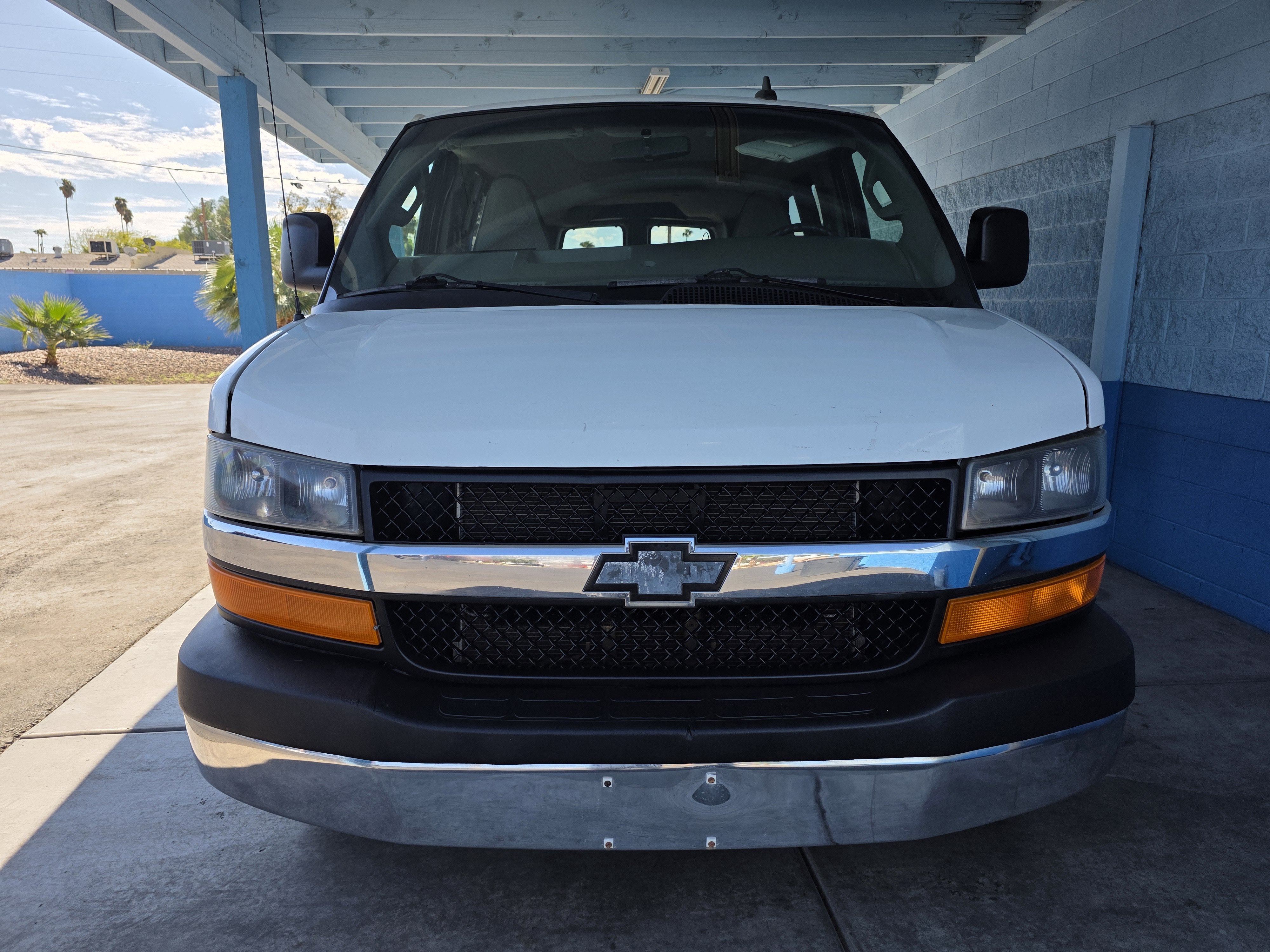 Used 2016 Chevrolet Express 3500 LT w/ LT Preferred Equipment Group RWD image 6