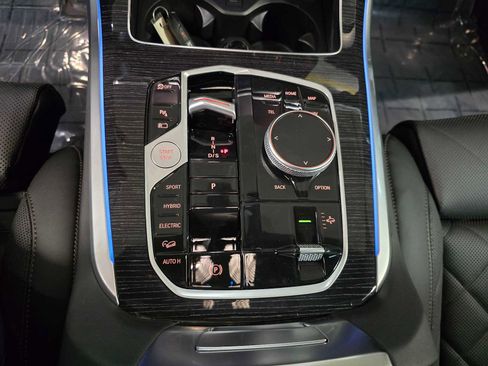 New 2026 BMW X5 xDrive50e w/ M Sport Package image 22