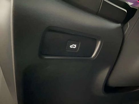 Used 2023 Polestar Polestar 2 w/ Pilot Pack AWD/4WD image 35