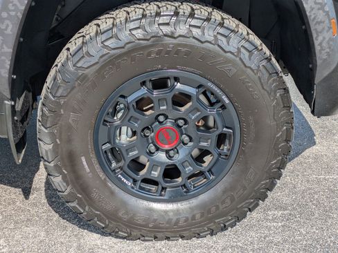 Used 2025 Toyota Tundra TRD Pro image 9