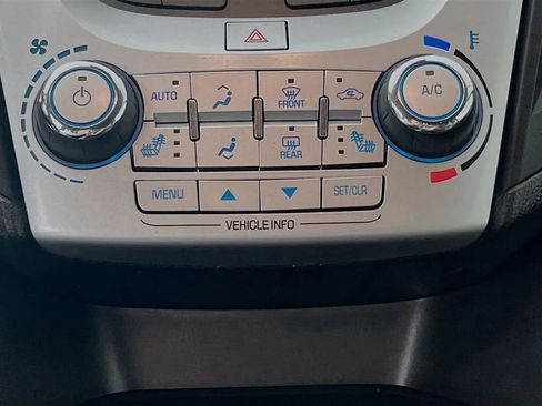 Used 2017 Chevrolet Equinox LT w/ Convenience Package image 20