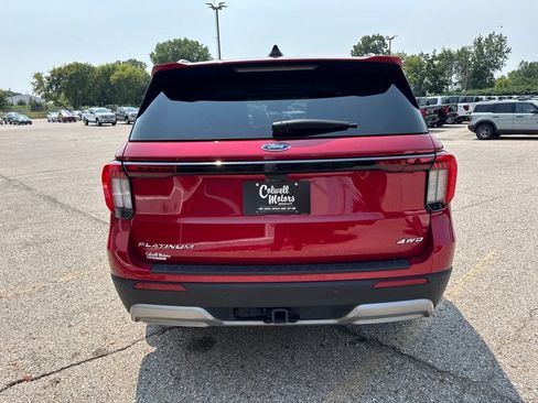 Used 2026 Ford Explorer Platinum w/ LUX Leather Package AWD/4WD image 4