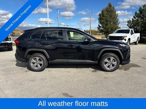 Used 2022 Toyota RAV4 XLE AWD/4WD image 6