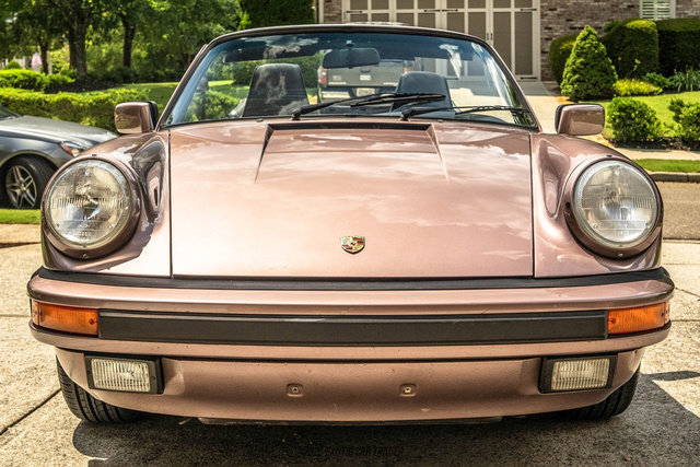Used 1988 Porsche 911 Carrera RWD image 13