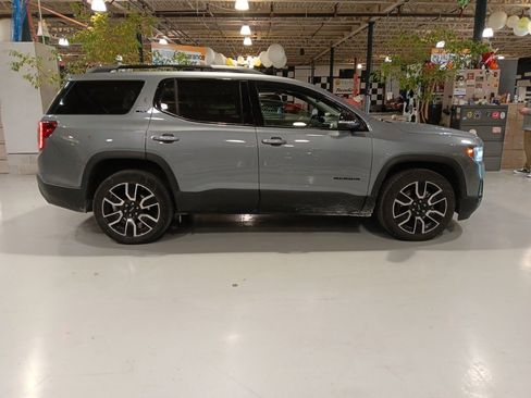 Used 2021 GMC Acadia SLT w/ Elevation Edition image 5