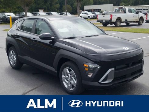 New 2026 Hyundai Kona SE FWD image 4