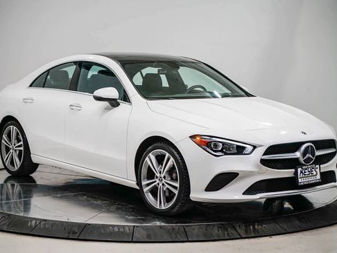 Used 2022 Mercedes-Benz CLA 250 image 5