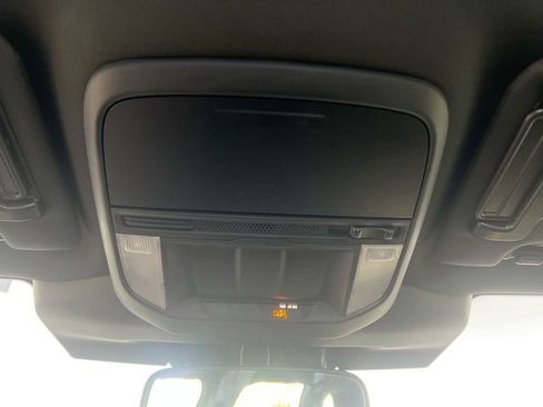 Used 2025 Subaru Forester AWD/4WD image 20