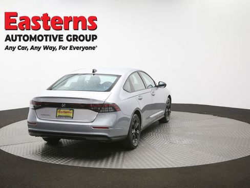 Used 2025 Honda Accord SE image 41