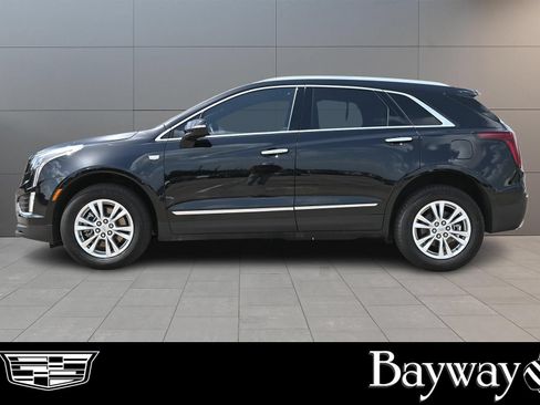 Certified 2025 Cadillac XT5 Luxury FWD image 5