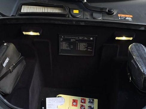 Used 2022 Ferrari F8 Tributo image 8