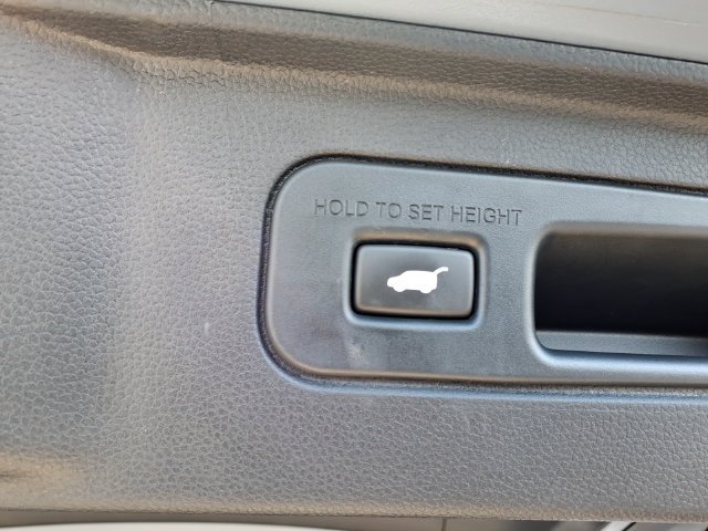 Used 2024 Honda Pilot Elite image 25
