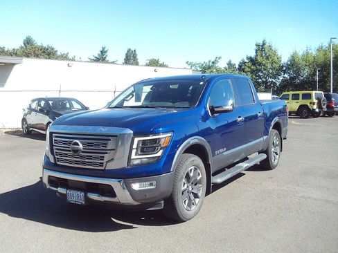 Used 2021 Nissan Titan Platinum Reserve w/ Moonroof Package AWD/4WD image 1