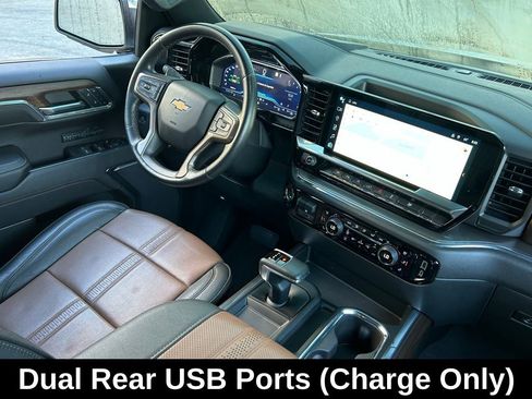 Used 2023 Chevrolet Silverado 1500 High Country image 11