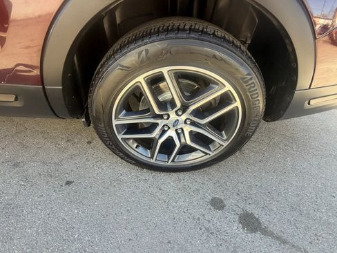 Used 2019 Ford Explorer Sport image 9