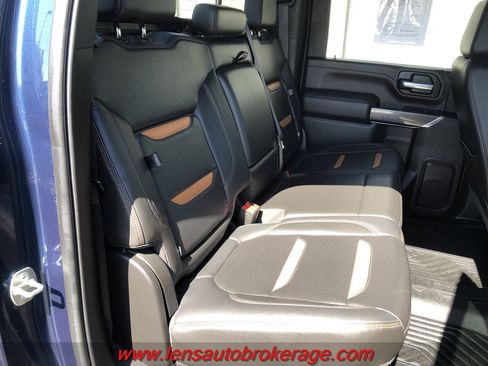 Used 2020 GMC Sierra 2500 AT4 w/ AT4 Premium Package AWD/4WD image 24
