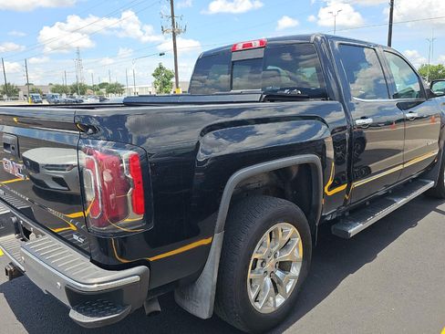 Used 2017 GMC Sierra 1500 SLT AWD/4WD image 2