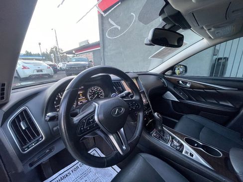 Used 2018 INFINITI Q50 Luxe w/ Cargo Package (L95) image 10