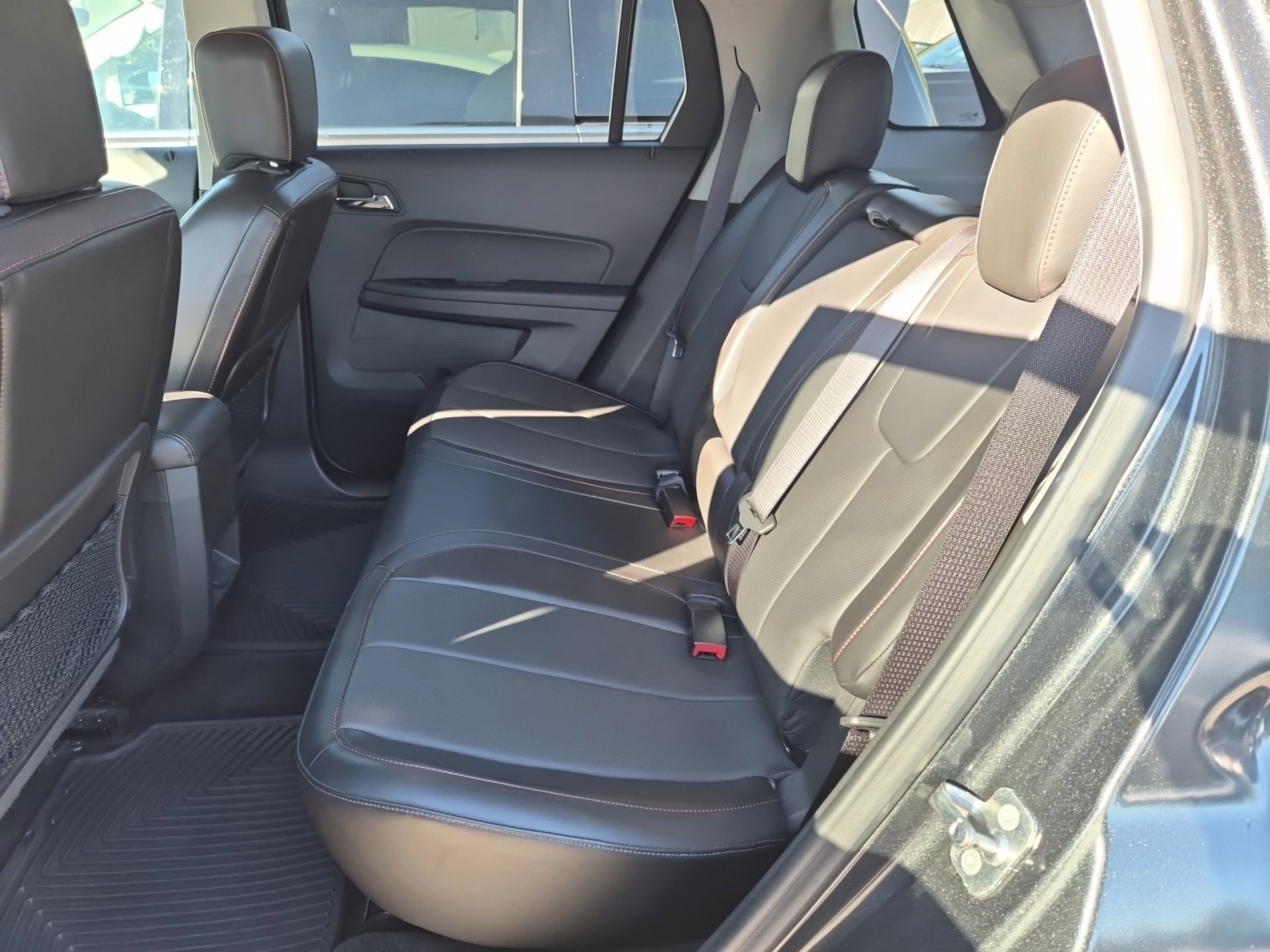 Used 2017 GMC Terrain SLT w/ Open Road Package AWD/4WD image 13