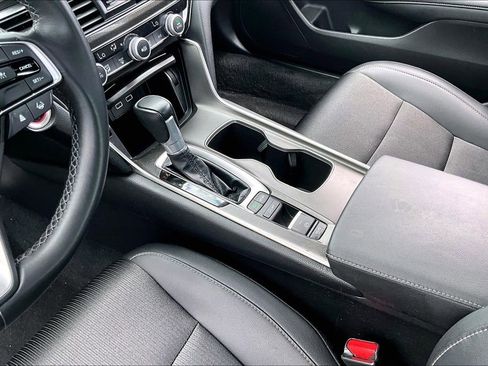 Used 2021 Honda Accord Sport image 15