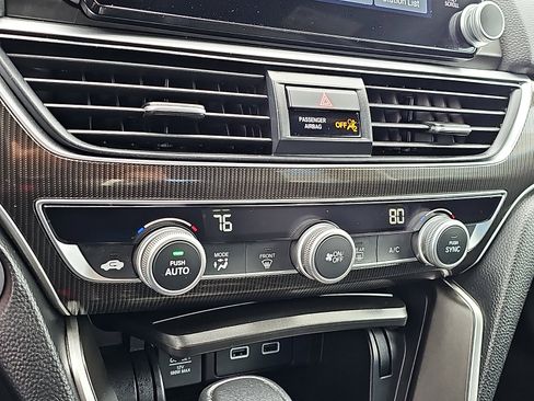 Used 2021 Honda Accord Sport image 16