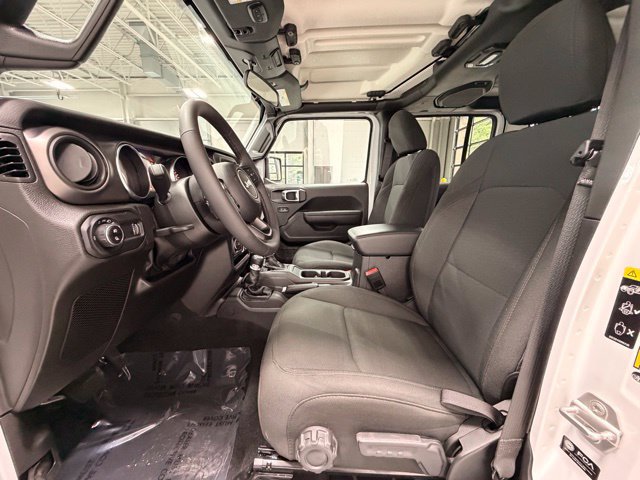 Used 2023 Jeep Gladiator Sport AWD/4WD image 26