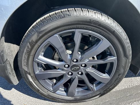 Used 2024 Chevrolet Equinox RS AWD/4WD image 9