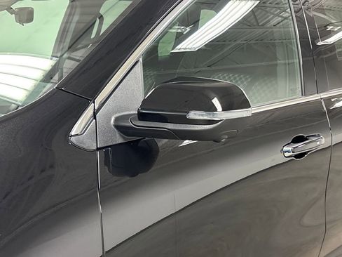 New 2026 GMC Acadia Denali w/ Super Cruise Package image 11