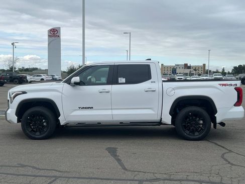 New 2026 Toyota Tundra SR5 AWD/4WD image 7