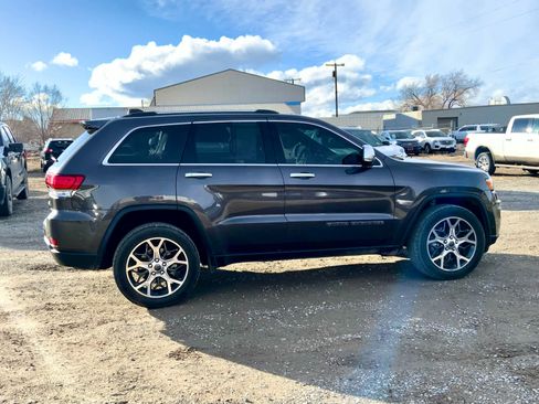 Used 2021 Jeep Grand Cherokee Limited w/ Luxury Group II image 6