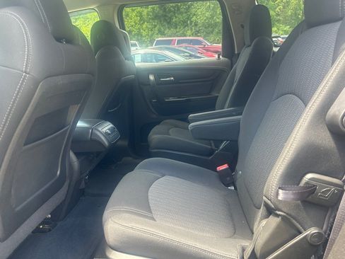 Used 2014 Chevrolet Traverse LT FWD image 18