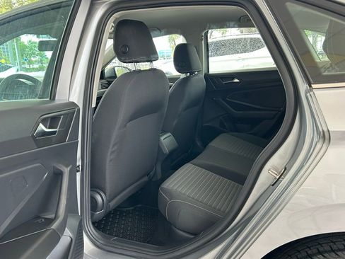 Used 2022 Volkswagen Jetta S image 57