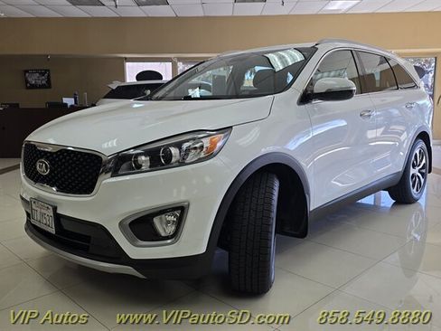 Used 2016 Kia Sorento EX FWD image 2