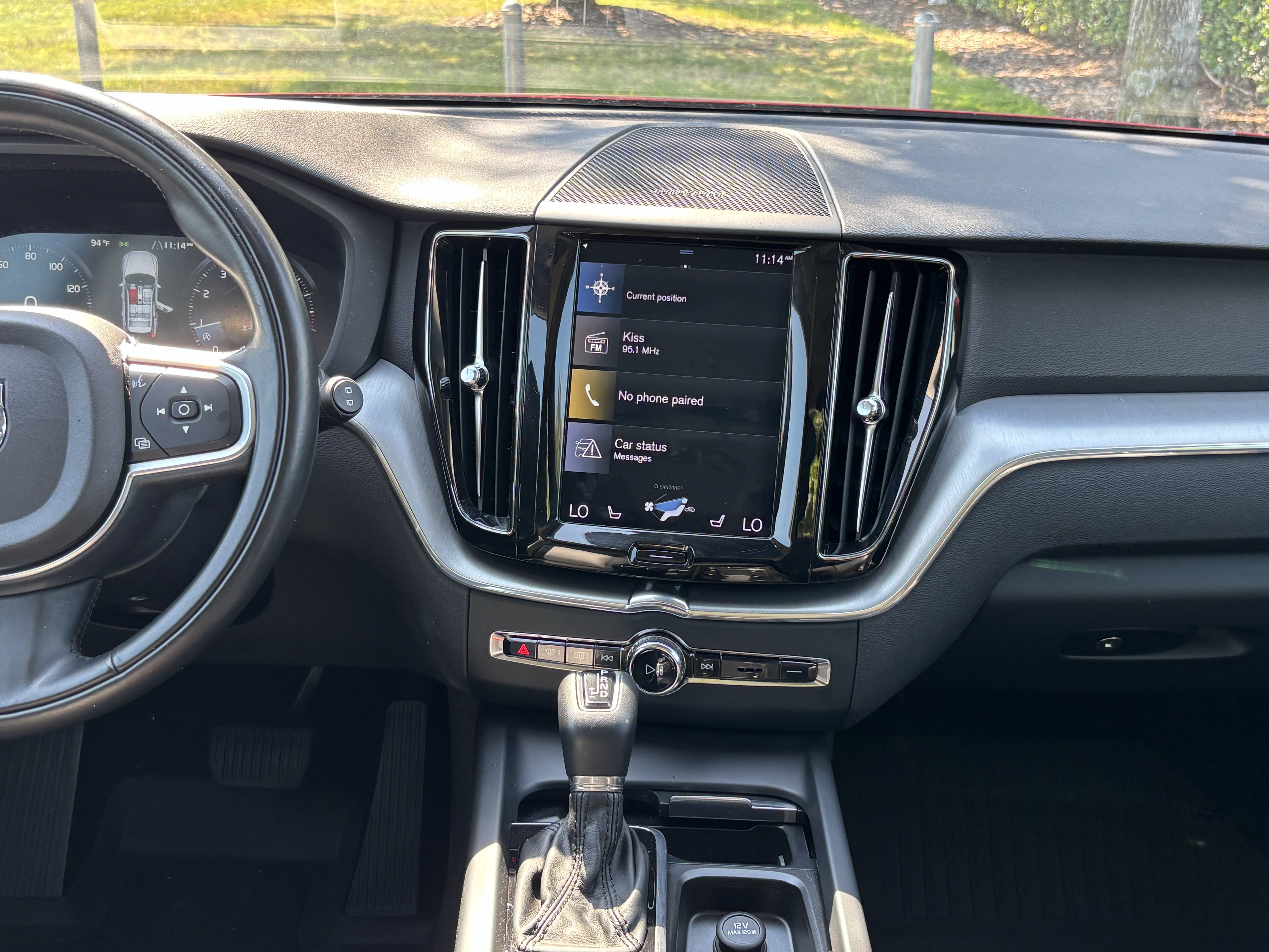 Used 2019 Volvo XC60 T5 Momentum w/ Multimedia Package FWD image 33