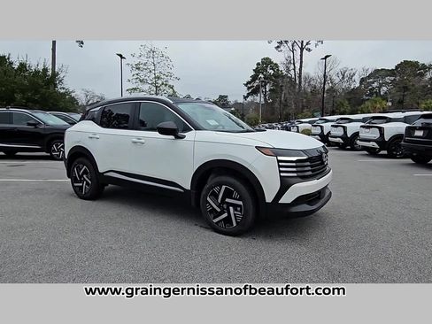 New 2026 Nissan Kicks SV w/ SV Premium Package image 38