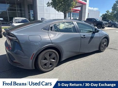 Used 2024 Toyota Prius Prime FWD image 5