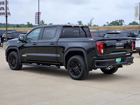 Used 2025 GMC Sierra 1500 Elevation w/ Elevation Premium Package image 4
