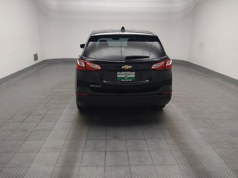 Used 2019 Chevrolet Equinox LS FWD image 6