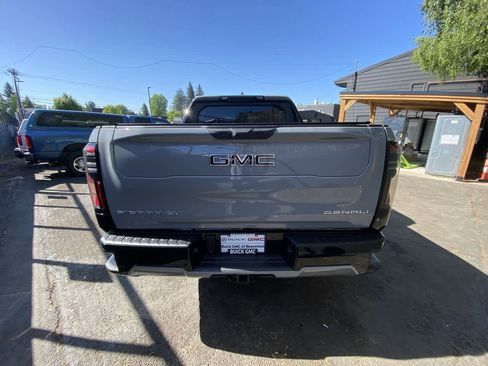 Used 2025 GMC Sierra EV Denali AWD/4WD image 5