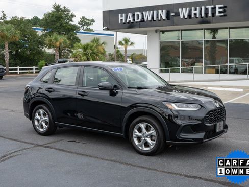 Used 2023 Honda HR-V LX image 1