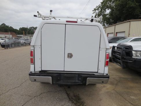 Used 2014 Ford F150 XLT w/ Trailer Tow Package RWD image 5