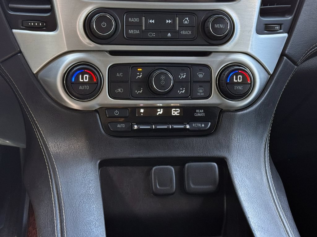 Used 2016 GMC Yukon XL SLE AWD/4WD image 30